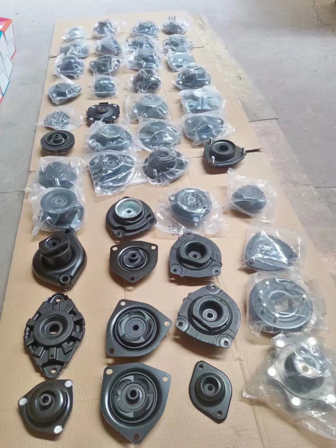 Mb338618Z Shock Absorber Top Rubber, Pressure Relief Cover, Shock Absorber Bracket, Top Rubber Bearing