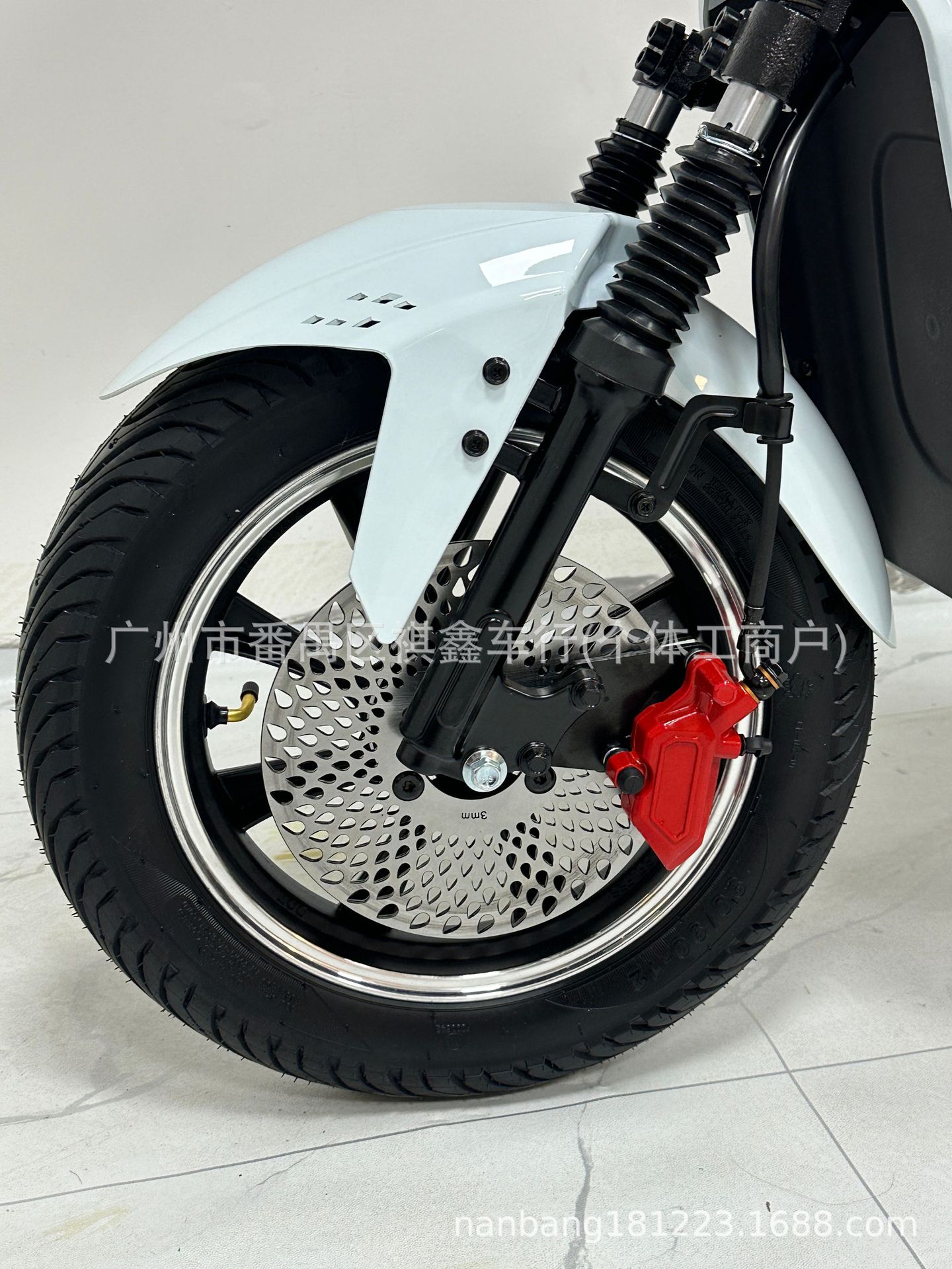 New U2 Cross-Border Export Electric Vehicle for Takeout Delivery, Ultra-Long Range Electric Scooter, Factory Direct Supply Electric Motorcycle