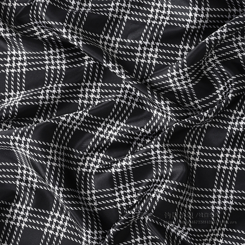 Tela impresa a cuadrícula de seda en stock vestido bufandas de seda joyas de toque de cabeza seda brillante tela de seda a rejilla