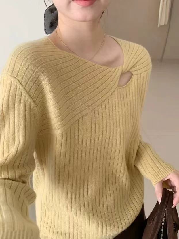 2025 nuevo diseño de torsión de hombro suéter de overhead mujeres otoño invierno vestido en el interior con camiseta de punto de manga larga image 10