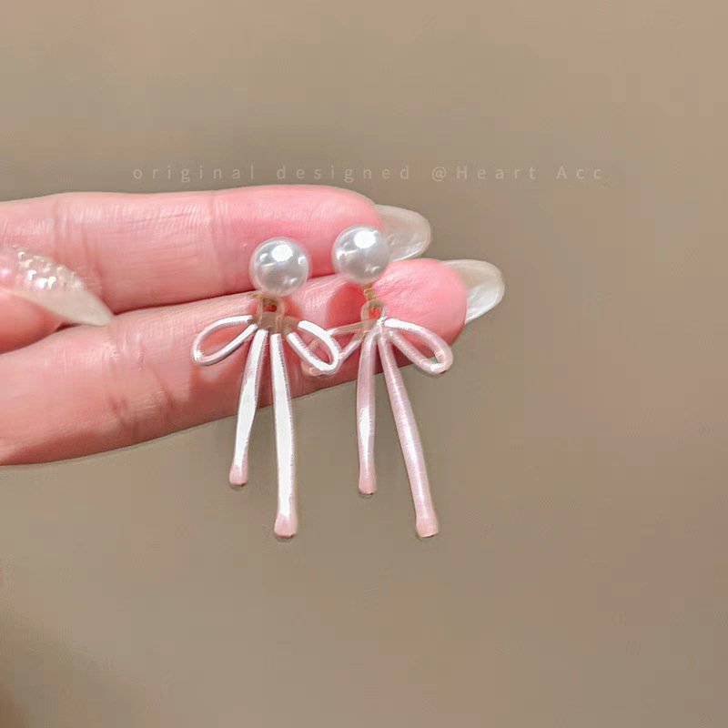 Colgante de bordilla universal mosquito incendiente bandeja de orejas clip de orejas mujeres sin agujeros de orejas clip de hueso de orejas pendientes de lujo ligero pendientes de alta calidad joyas de orejas