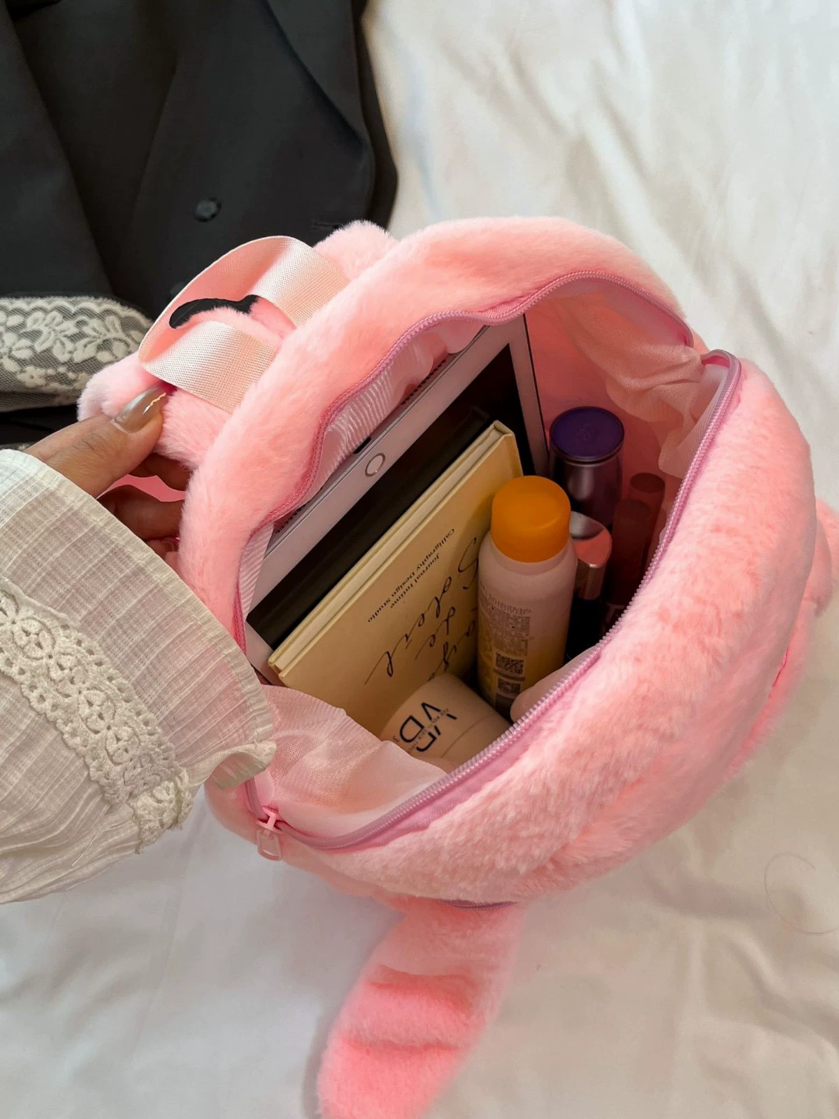 Cartoon plush toy, backpack, shoulder bag, universal doll