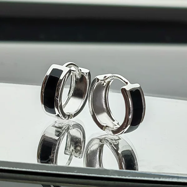 Black Minimalist Small Hoop Earrings Unisex Niche Design Earrings 2025 New Trendy Hoop Earrings for Women