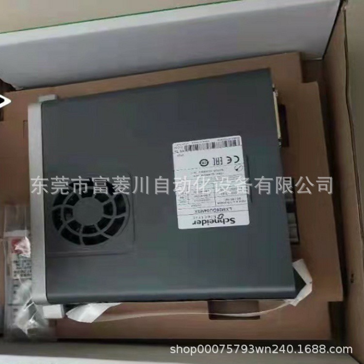 施耐德原装伺服驱动器型号 LXM26DU04M3X  原装实拍现货议价库存