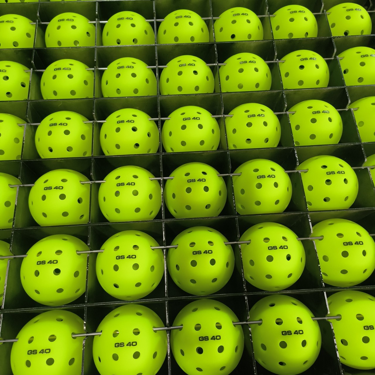 Pe Molded Integrated 74mm 40-Hole Pickleball Ball, Professional Competition Grade, Cross-Border Hot-Selling, High Elasticity