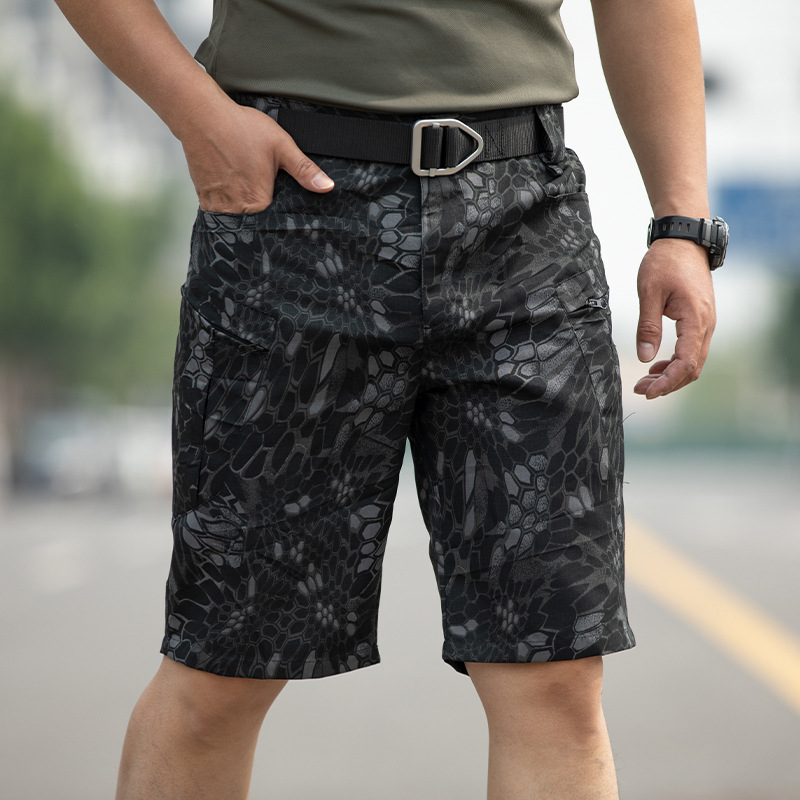 Tácticas transfronterizas Pantalones cortos de camuflaje al aire libre X5 para hombres Pantalones casuales de varios bolsillos Monos sueltos de cinco puntos resistentes al desgaste