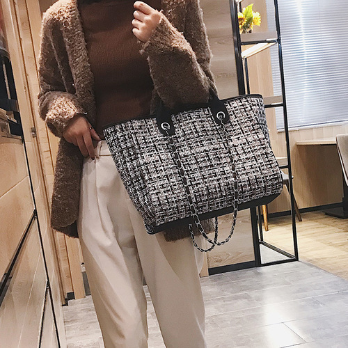 Cross-border  new Korean style women's bag fashion plaid contrasting color chain bucket bag single shoulder portable diagonal large bag trendy