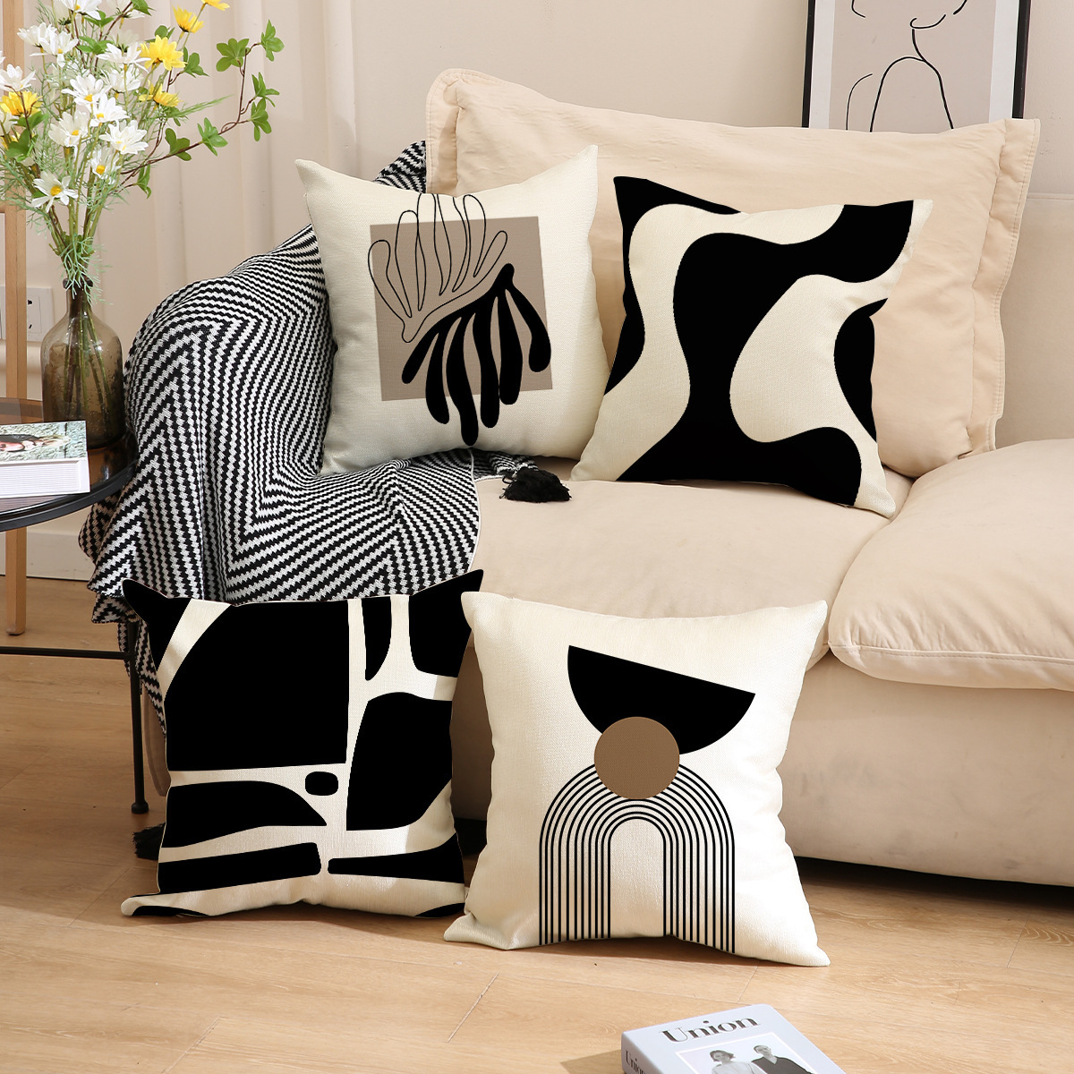 Amazon explosión almohada de impresión geométrica en blanco y negro almohada de decoración interior sofá cojín de cama almohada de cabeza image 4