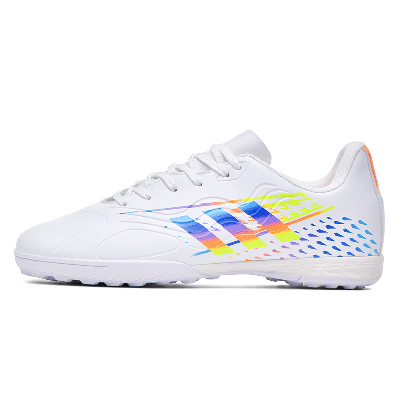 Nuevos zapatos de fútbol en stock, clavos largos, zapatos deportivos antideslizantes, zapatos de entrenamiento de estudiantes de moda para adolescentes