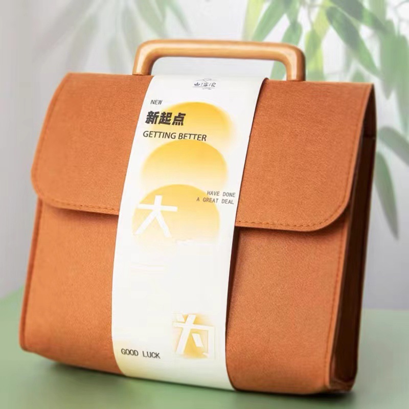 갈색 (허리띠 미포함); 고밀도 두꺼운 펠트; 24*8*18cm