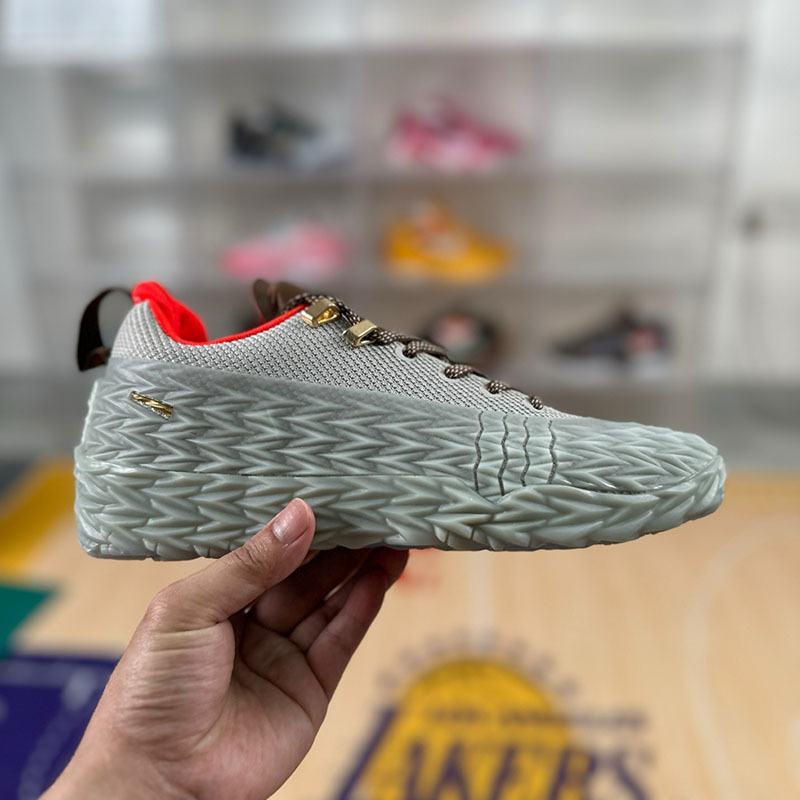 New 2026S.T Charge Cunningham First-Generation Low-Top Air-Cushioned Shoes for Practical Training and Sports Basketball New 2026S.T Charge Cunningham First-Generation Low-Top Air-Cushioned Shoes for Practical Training and Sports Basketball