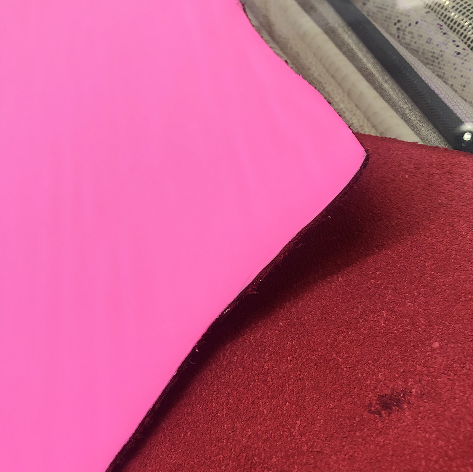 1.4mm头层牛皮 粉红荧光全粒面真皮细纹皮软面女包鞋靴子皮料
