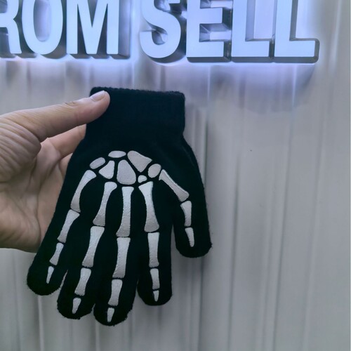 Children's winter gloves, printed gloves, adhesive gloves, cycling warm knitted skull head gloves, knitted glow-in-the-dark gloves
