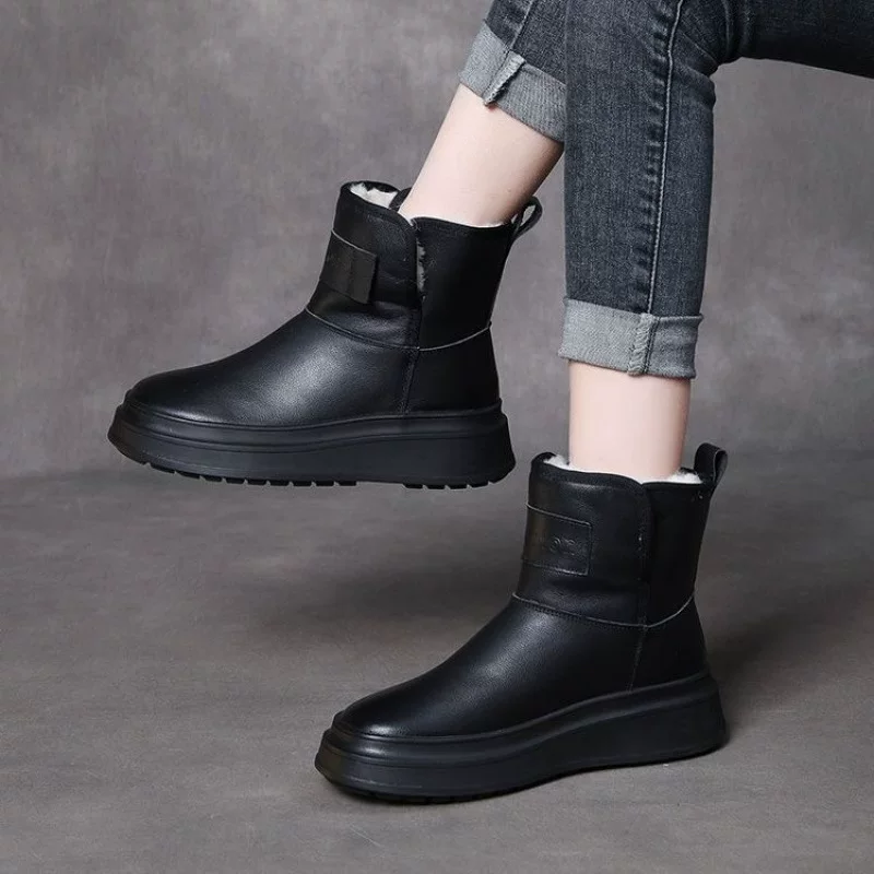 Warm comfortable footwear, keep warm winter low boots