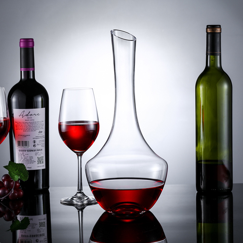 Decantador de cristal de vino pourer con mango hogar separador de vino rápido vino extranjero boca oblicua decantador olla