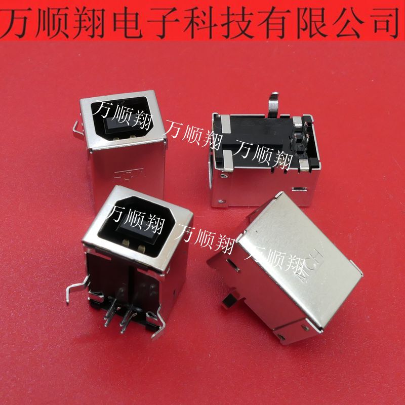 67068-8001 670688001 Connector Port Right-Angle Female B-Type USB Through-Hole 30V1.5A Connector