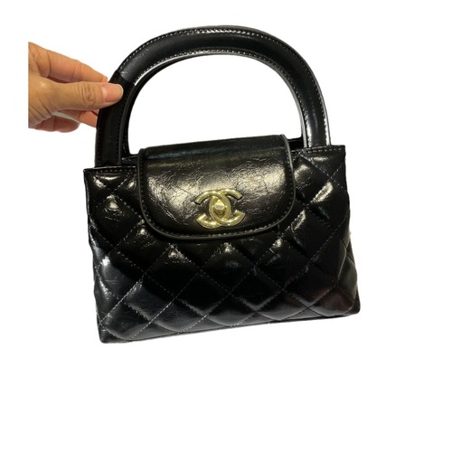 Diamond-Chain Handbag with Chanel Style Shoulder Bag, 2024 Spring New Fashion Niche High-End Crossbody Bag
