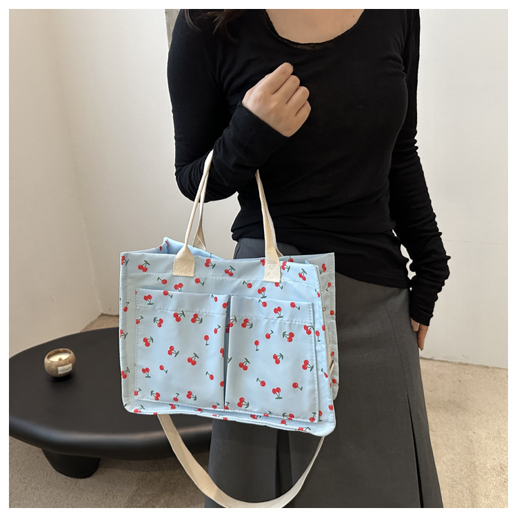 Large-capacity canvas student class 2024 Autumn new Korean-style trendy and personalized printed tote handbag for women undefined