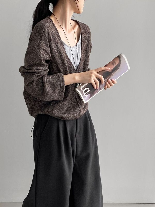 那末韩系氛围感假两件收腰针织衫女简约通勤气质V领显瘦上衣6136|undefined