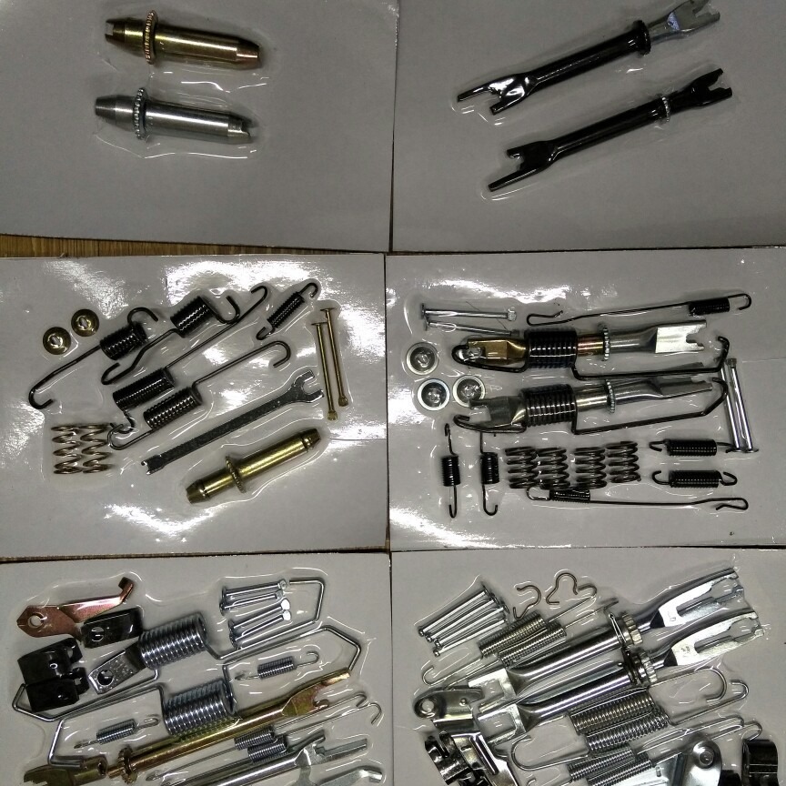 Suministre el kit de reparación del freno de tambor del coche MA10-26-46Z QBT/ZM36 04943 47061