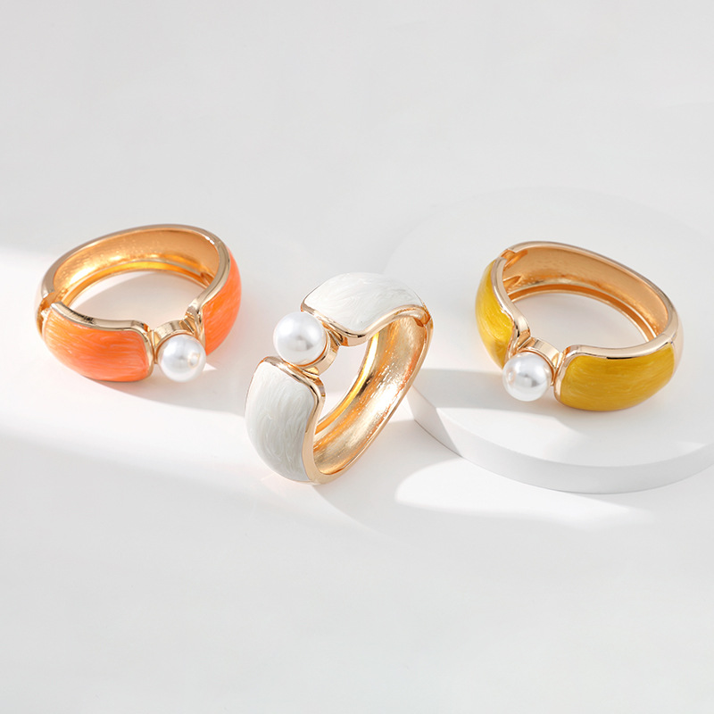 56g Weight Bangle Classification Alloy Chain Material 1 Piece Quantity Daily, Street Occasion Alloy Material Geometric Pattern All Seasons Season Women's Gender Plating Design Vintage Style, Classic Style Style Vintage Style Classic Style Geometric Alloy Bangles Wholesale 8