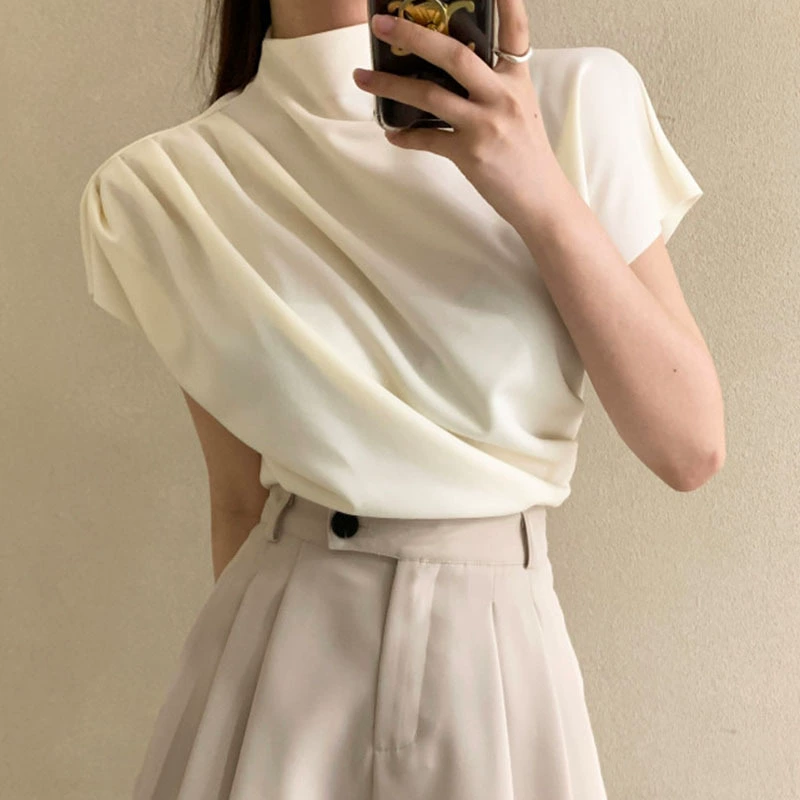 Корейская шикарная летняя простая элегантная свободная повседневная рубашка с высоким воротником и плиссированным дизайном с летящими рукавами, однотонная рубашка для женщин