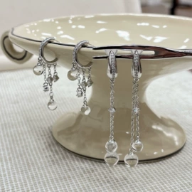 项链;耳环;戒指