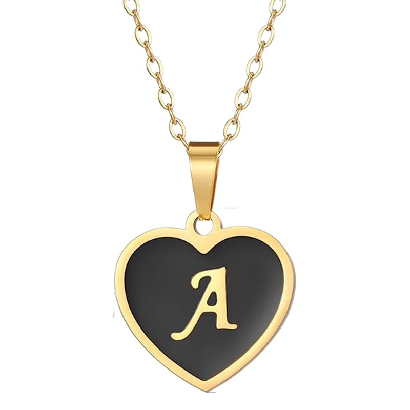 Nuevos productos europeos y americanos collar de letras de amor de acero inoxidable collar colgante inglés de acero de titanio dorado cadena de clavícula de aceite al por mayor