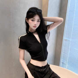 休闲运动风杠条拉链外套女修身显瘦紧身短款辣妹上衣立领短袖t恤