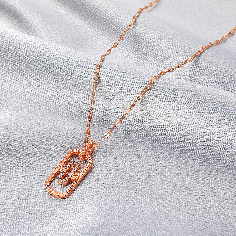 2021 New Paper Clip Collar Korean Version Versatile Fashion Hollow Square Pendant Necklace Autumn/Winter Sweater Chain_voghion.com