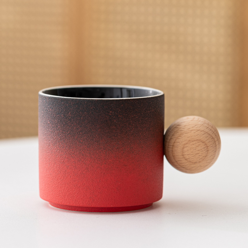 Copa única con gradiente rojo y negro