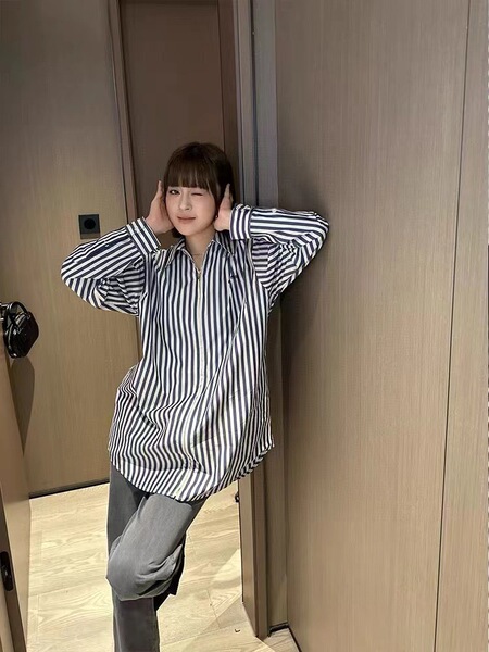 25 이른 봄 새로운 Nanyou 하이 세트 MM 간단한 올 매치 패션 숙녀 옷깃 줄무늬 긴 소매 셔츠