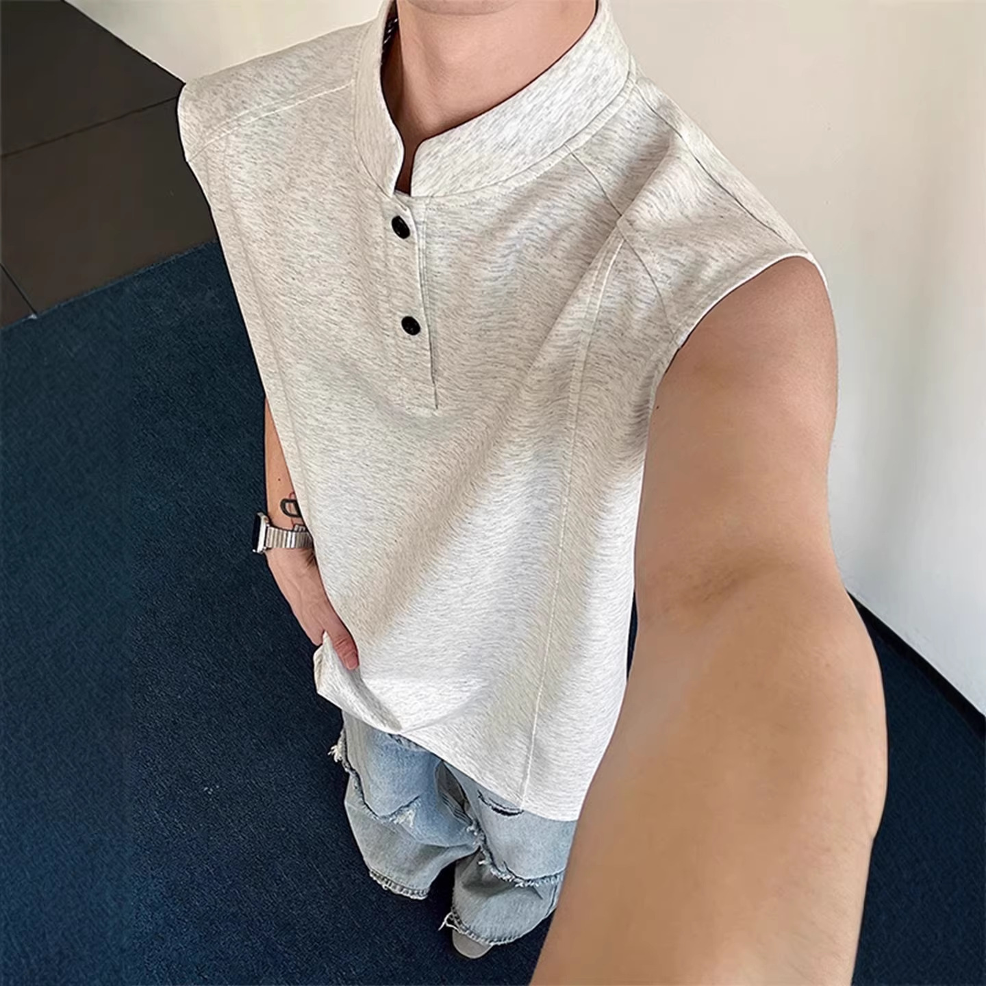 Men's light gray Henley collar vest, summer American style stand collar sleeveless polo shirt/t-shirt, heavyweight old man shirt.