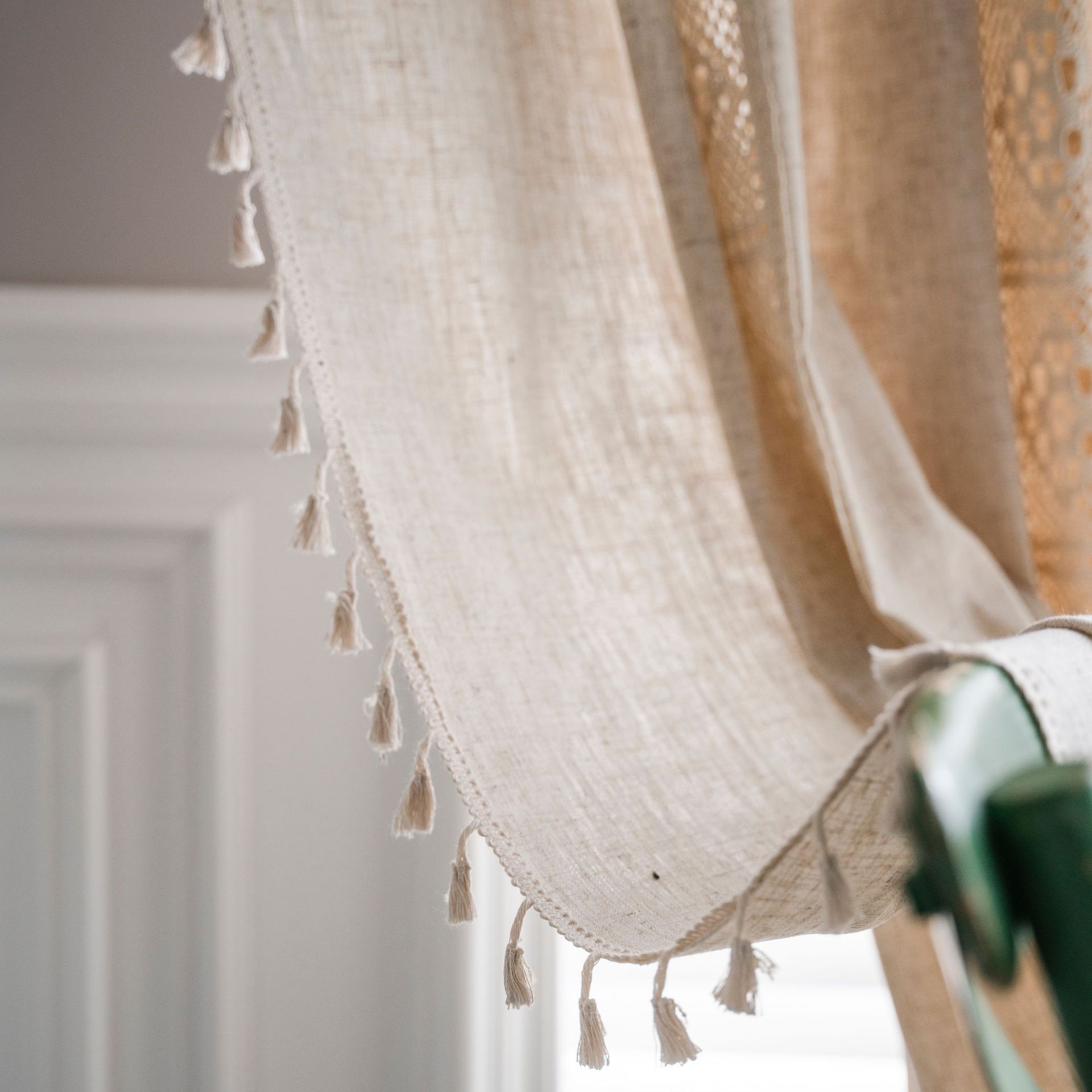 착용 막대 폴리 에스테르 및 대마 스티칭 베이지 색 사각형 베이지 색 술