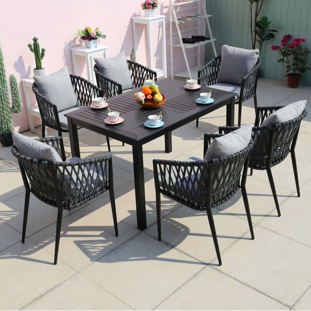 추앙케 블랙 120 숨겨진 콜라주 테이블 01