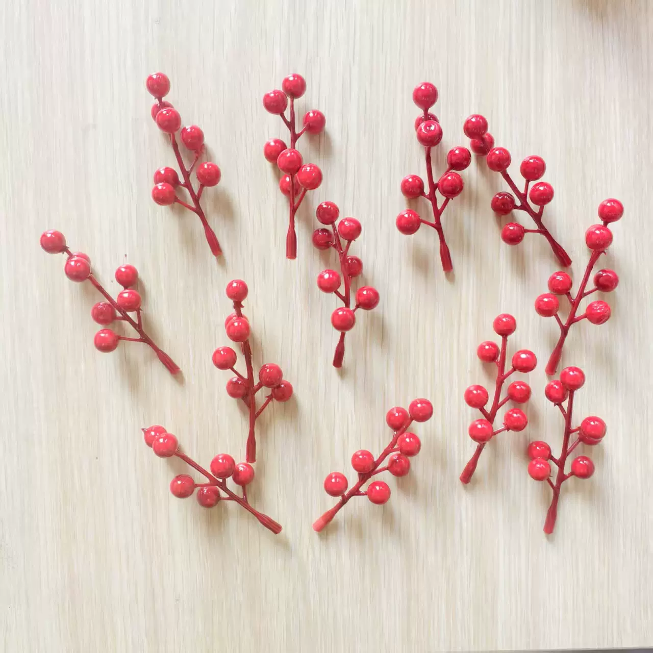 仿真绿植红果枝圣诞藤条装饰挂件7头小七叉冬青果挂饰发财果