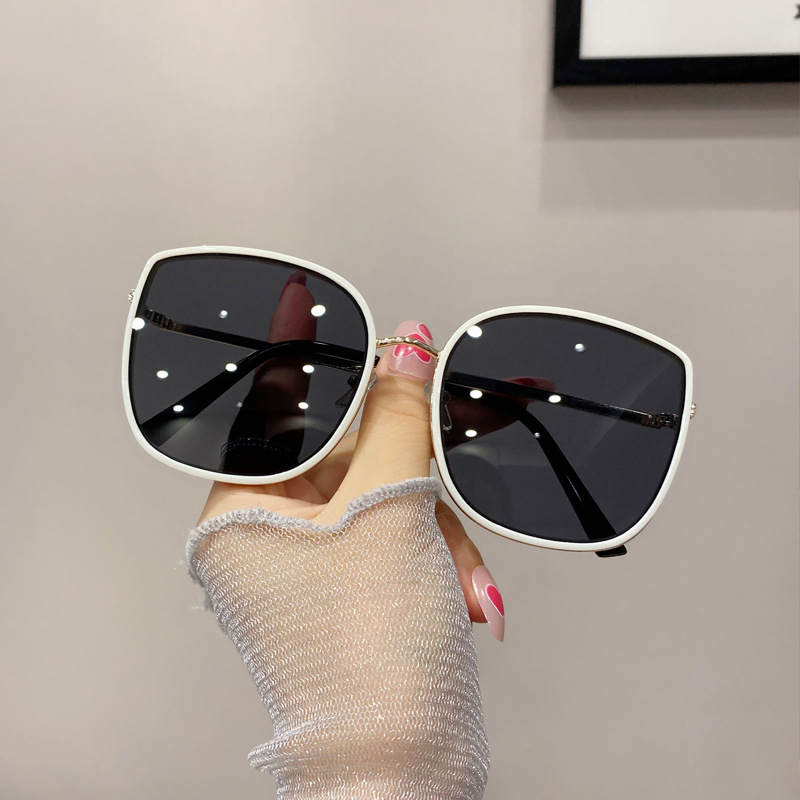 50g Weight Full Frame Glasses Structure Sunglasses Classification PC, UV400 Protection Lens Material Vacation Modern Style Streetwear Square PC UV400 Protection Square Full Frame Women's Sunglasses