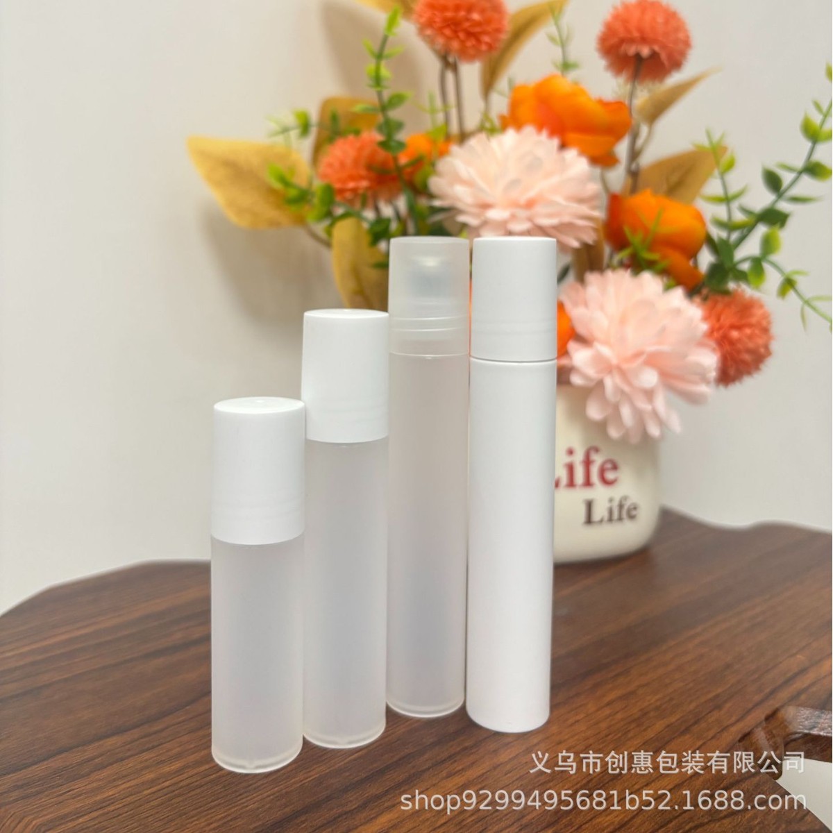 厂家现货精油滚珠瓶涂抹式按摩走珠瓶香水精油生发液塑料分装瓶