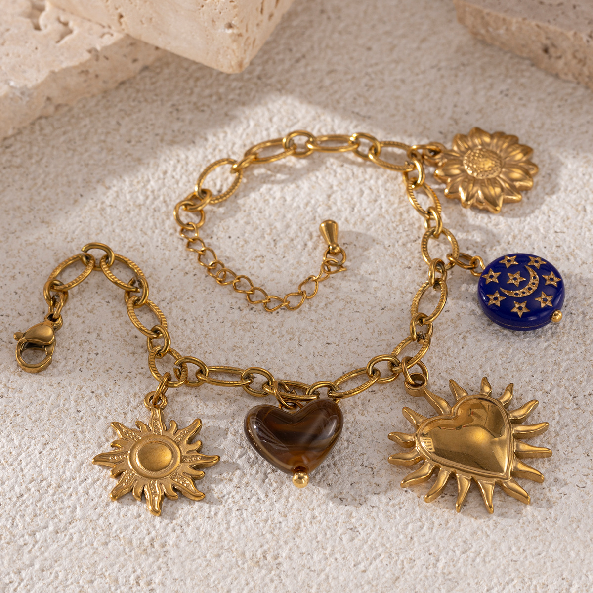 Collar de acero inoxidable TENA Europa y los Estados Unidos Collar de flores de sol de nicho de lujo ligero Acero de titanio no desvanecer joyas explosivas transfronterizas image 4