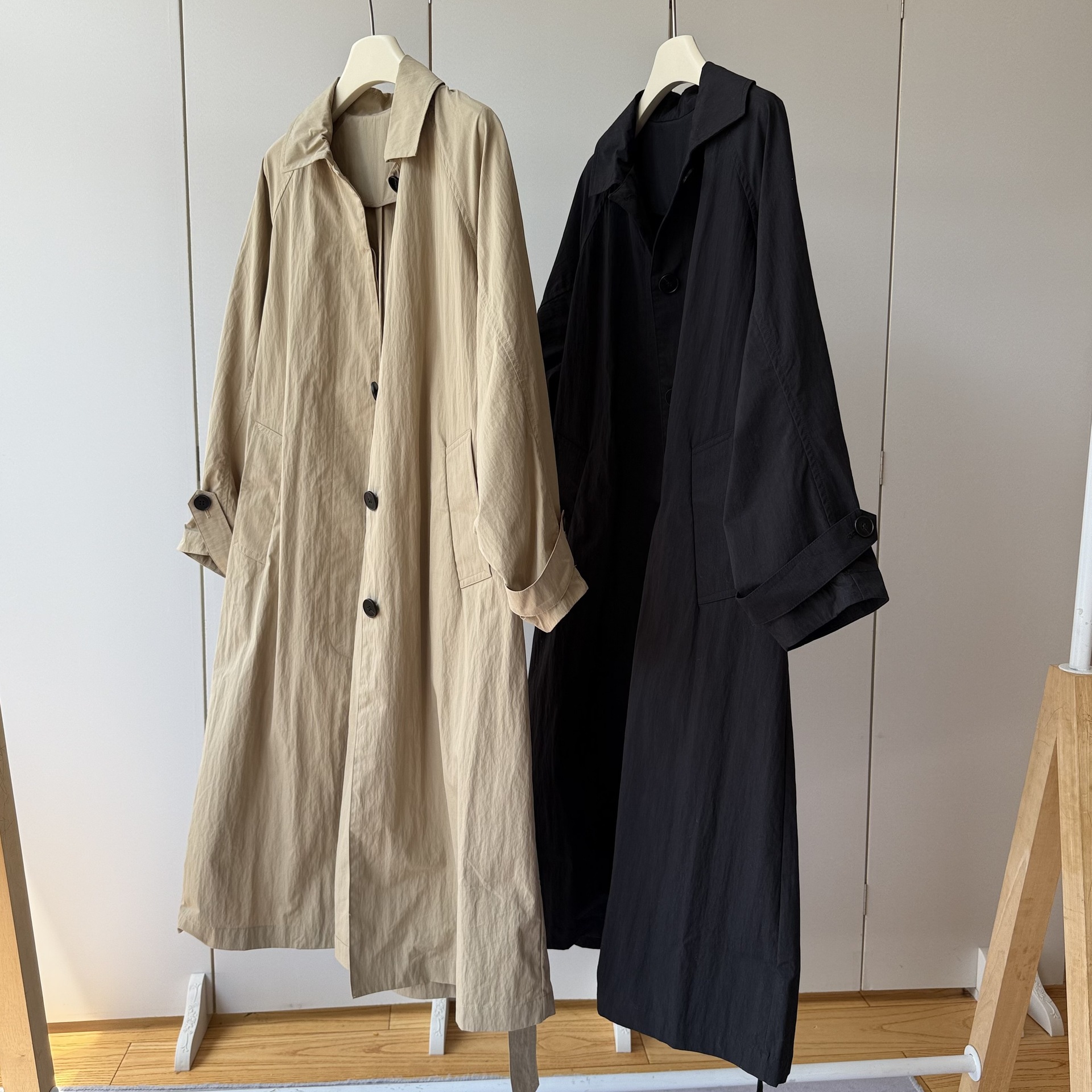 It Looks Very Atmospheric and Has a Slightly Wrinkled Texture! Cotton Brocade Lapel Matte Multi-Button Lightweight Loose Long Windbreaker Jacket for Women