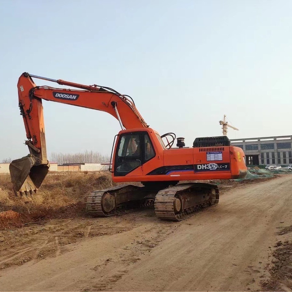 Coches importados de Corea del Sur de segunda mano Doosan 300 excavadoras 215.225 excavadoras especiales