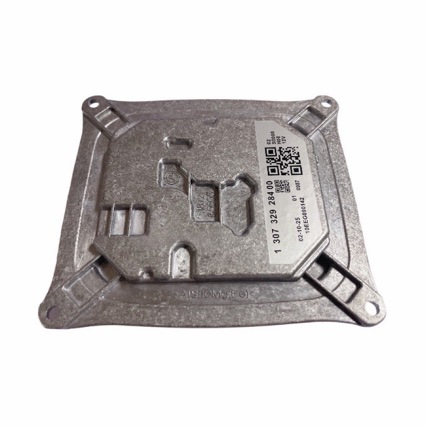 Suitable for Maserati and Alfa Romeo LED drivers, model 130732928400, 1307329284