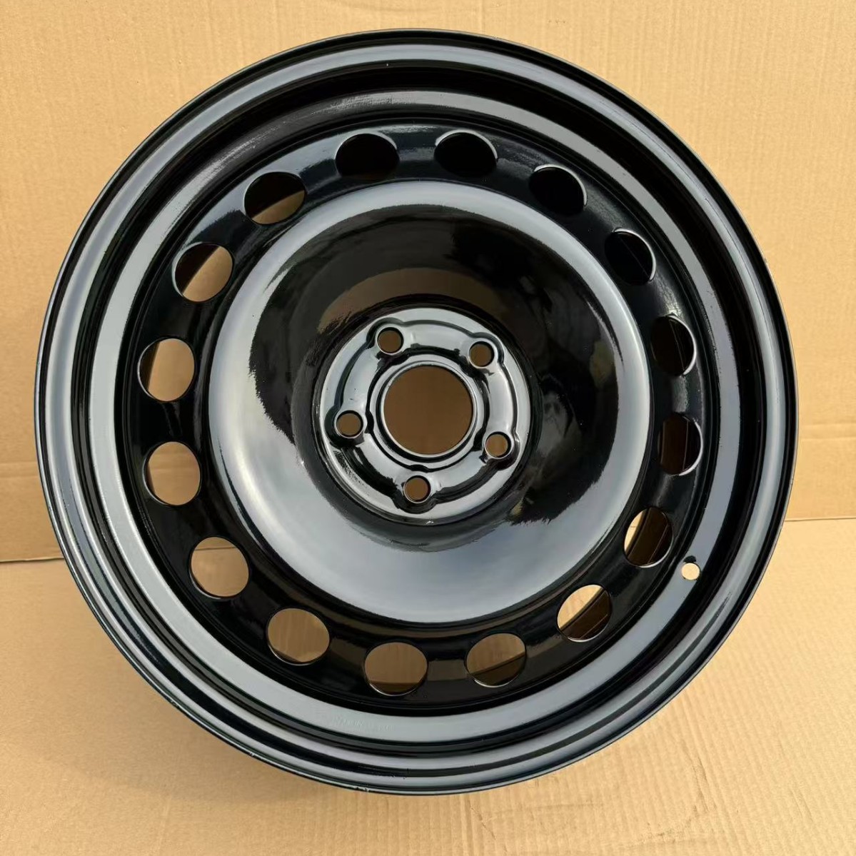 Wholesale Gac Aion Y Plus Wheel Hubs, New Energy Vehicle Parts, Aion S580 Steel Rims, S630 Wheel Hubs, S Plus