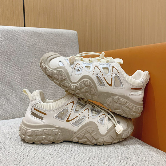 Women's Summer Outdoor Hiking Breathable Sports Ugly-Cute Outdoor Beach Hole Sandals with a Hollow-Out Design That Feels Like Stepping on a Dead Man