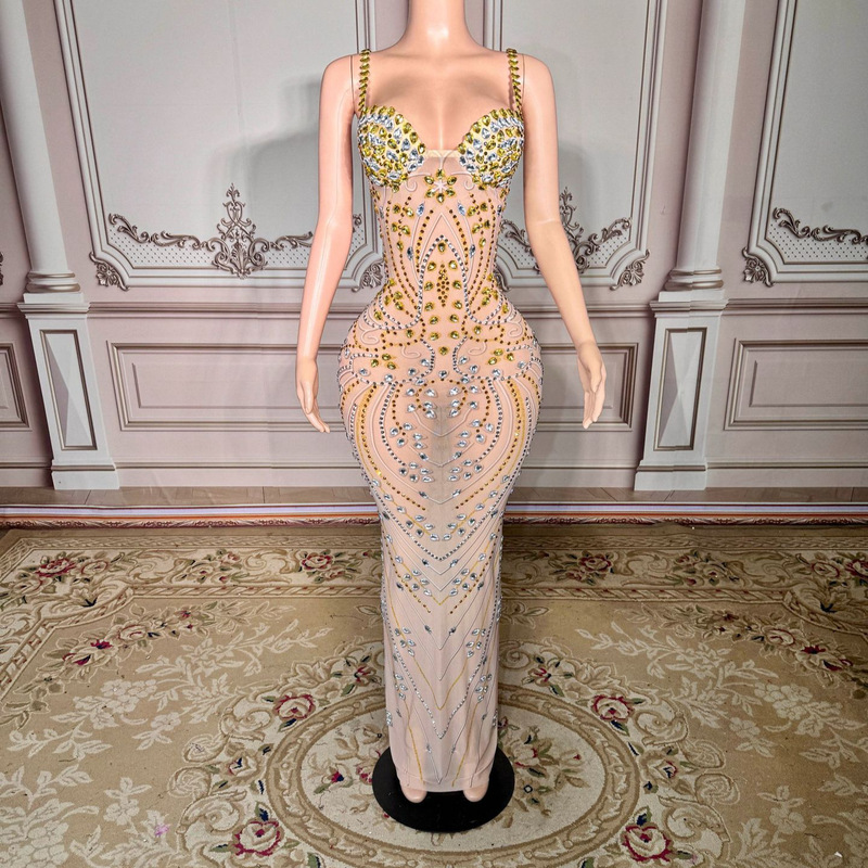 High-End Heavy-Duty Rhinestone Embellished Elegant Waist-Cinching Sheer Dress for Annual Parties, Women's High-End Gown, Model Runway Dress High-End Heavy-Duty Rhinestone Embellished Elegant Waist-Cinching Sheer Dress for Annual Parties, Women's High-End Gown, Model Runway Dress