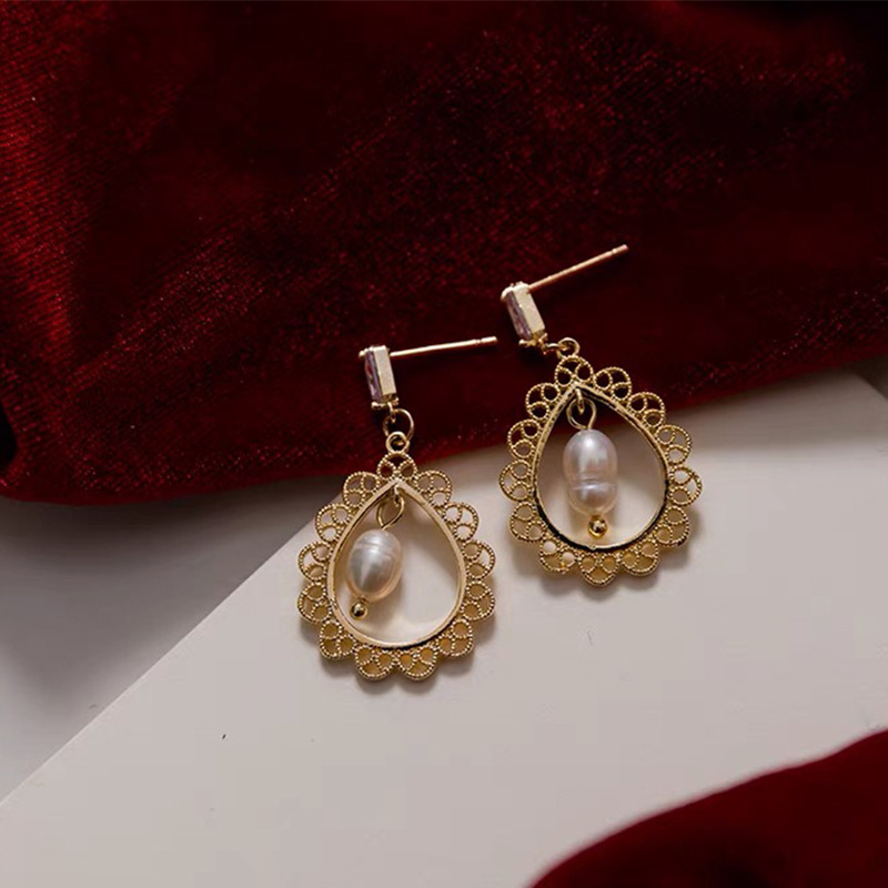 Retro hollow drop natural pearl earringspicture5