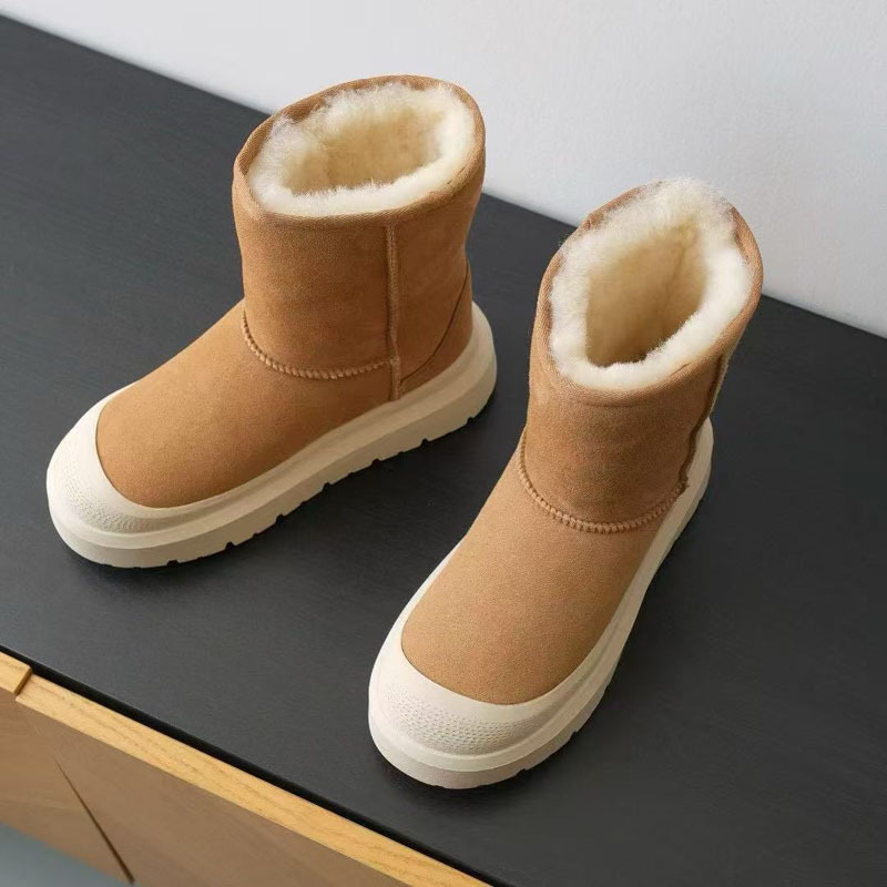 Demi-season comfortable winter low boots