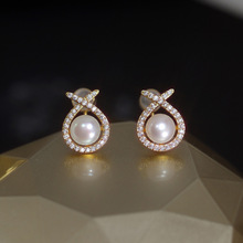 天然珍珠镶钻水滴形925银针耳环女2024网红款潮小众高级感耳饰品