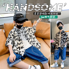2025 New Boys Streetwear Summer Top Children's Short Sleeve Thin Version for Middle and Large Children, Letter Print Shirt, Street Style Outwear
