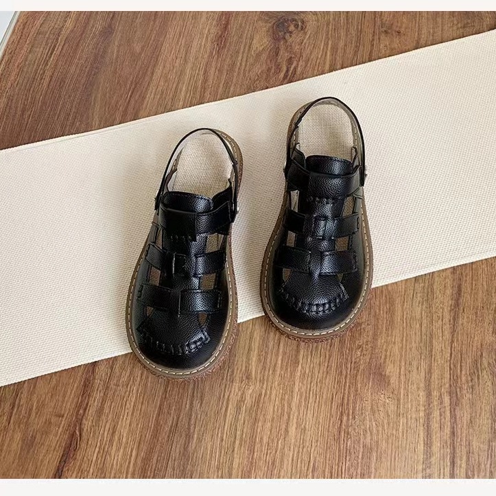 Dos sandalias de cabeza hueca para mujeres 2024 nuevos zapatos romanos de mitad de zapatillas de verano para mujeres